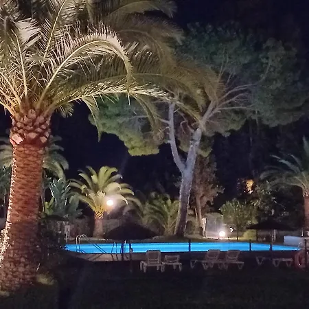 Puerto Banus Con Piscina מארבלה